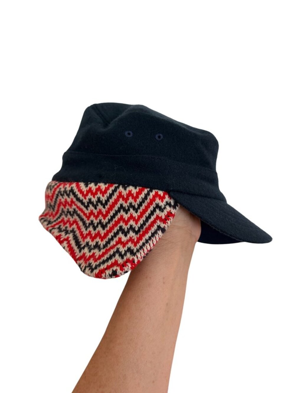 Kangol Unisex Aerial 7 Army Cap Zigzag Ear & Neck Warmer Flap Size S/M Casual